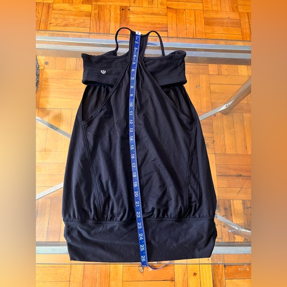 Lululemon athletic top - Picture 4 of 6